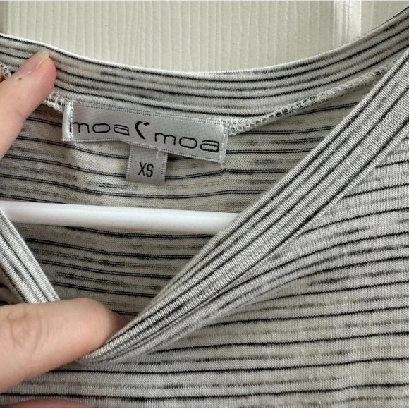 Moa Moa Stripped Peplum Scoop Neck Tank - Picture 3 of 4